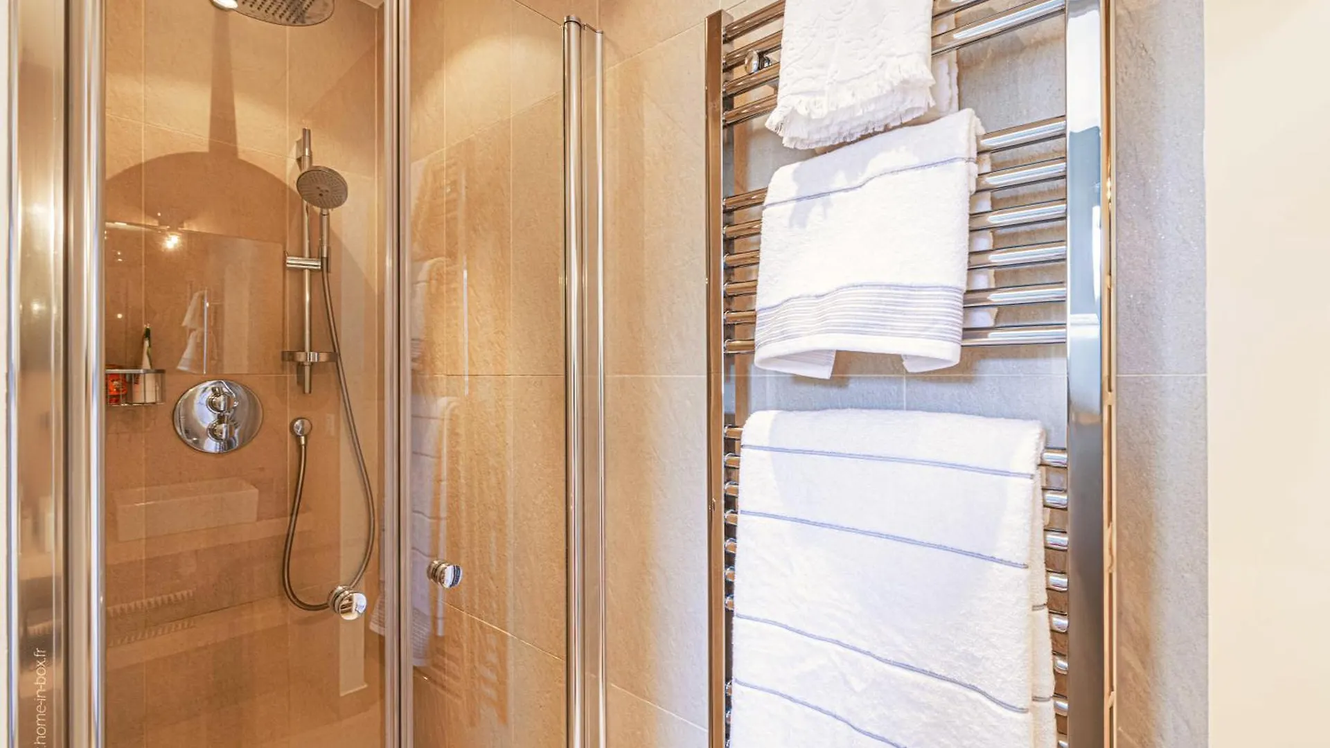 Appartamento 1Min Walk From Champs Elysees - Avenue Montaigne - Ac - Self-Checkin - Working Desk Parigi